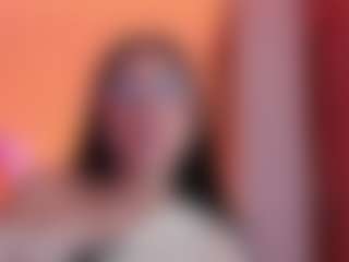 Petite Black Haired Girl's Live Sex Cam Show