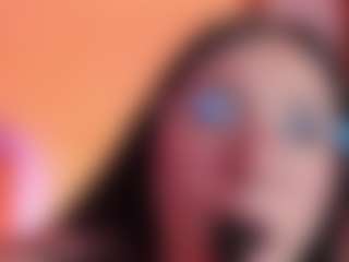 Petite Black Haired Girl's Live Sex Cam Show