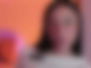 Petite Black Haired Girl's Live Sex Cam Show