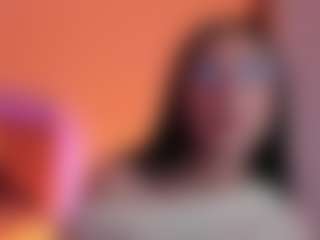Petite Black Haired Girl's Live Sex Cam Show