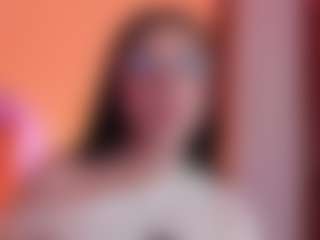 Petite Black Haired Girl's Live Sex Cam Show