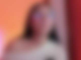Petite Black Haired Girl's Live Sex Cam Show