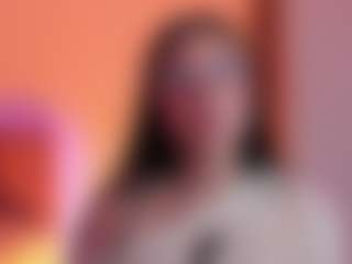 Petite Black Haired Girl's Live Sex Cam Show
