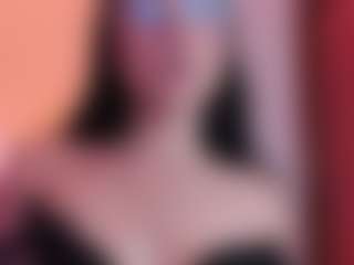 Petite Black Haired Girl's Live Sex Cam Show