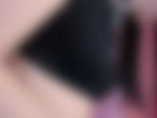 Petite Black Haired Girl's Live Sex Cam Show