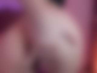 Live cam show with Petite Black Haired Girl - Shake on StripNow