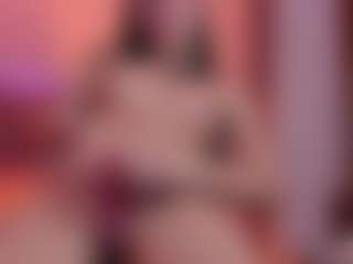 Live cam show with Sally a sexy butt - Twerk on AdultVida.com