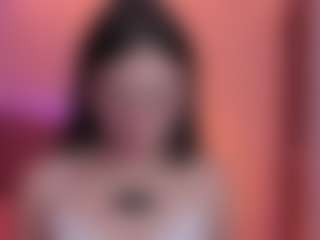 Live cam show with Sally a sexy butt - Cum on Camming Site