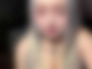 Live cam show with Karola - Blonde Hair on alttransgirls