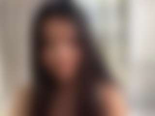 Live cam show with SinaSuyama - Kisses on friskycurves.com