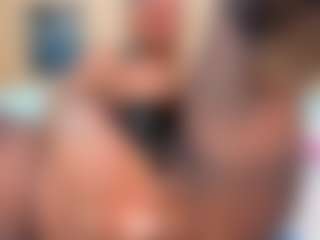 SweettCandyy-1's Live Sex Cam Show