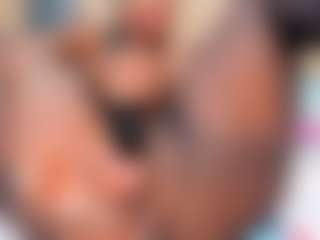 SweettCandyy-1's Live Sex Cam Show
