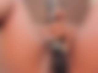 SweettCandyy-1's Live Sex Cam Show