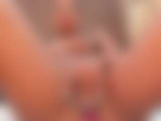 SweettCandyy-1's Live Sex Cam Show