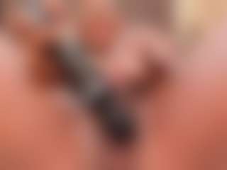 SweettCandyy-1's Live Sex Cam Show