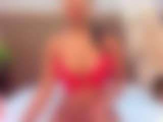 SweettCandyy-1's Live Sex Cam Show