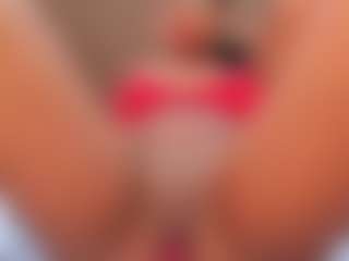 SweettCandyy-1's Live Sex Cam Show
