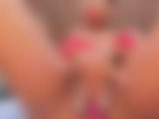SweettCandyy-1's Live Sex Cam Show