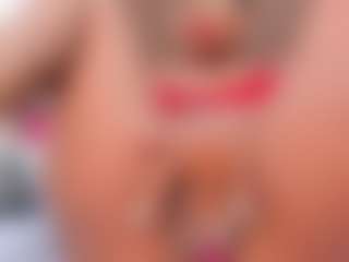 SweettCandyy-1's Live Sex Cam Show