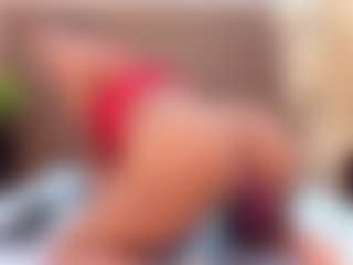 SweettCandyy-1's Live Sex Cam Show