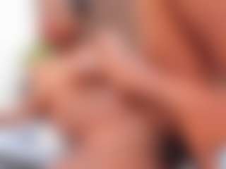 SweettCandyy-1's Live Sex Cam Show