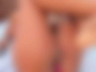 SweettCandyy-1's Live Sex Cam Show