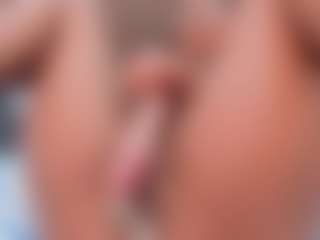 SweettCandyy-1's Live Sex Cam Show