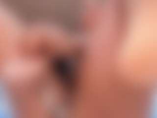 SweettCandyy-1's Live Sex Cam Show