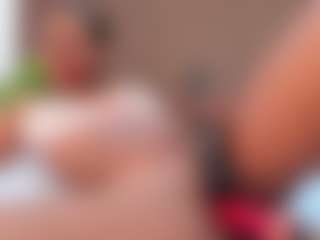 SweettCandyy-1's Live Sex Cam Show