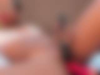 SweettCandyy-1's Live Sex Cam Show