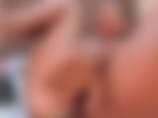SweettCandyy-1's Live Sex Cam Show