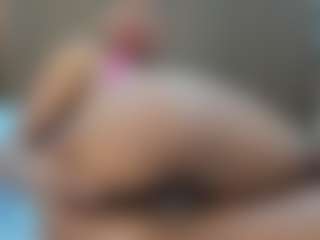 SweettCandyy-1's Live Sex Cam Show