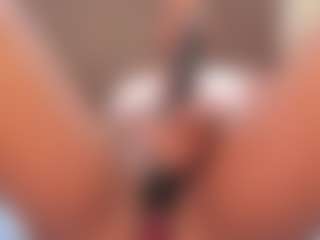 Live cam show with SweettCandyy-1 - Brown Eyes Teen (18+) on livesuperchat.net