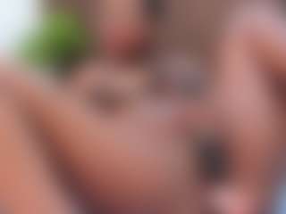 SweettCandyy-1's Live Sex Cam Show