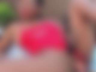 Live cam show with SweettCandyy-1 - Skinny on Camsoda