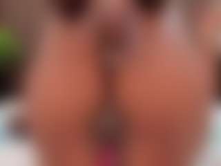 SweettCandyy-1's Live Sex Cam Show