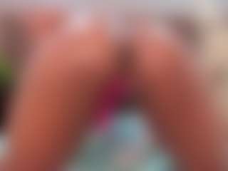 SweettCandyy-1's Live Sex Cam Show
