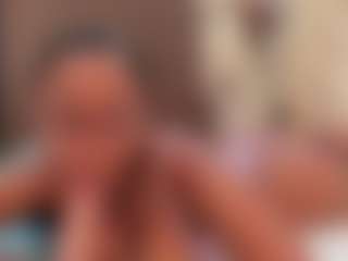 SweettCandyy-1's Live Sex Cam Show