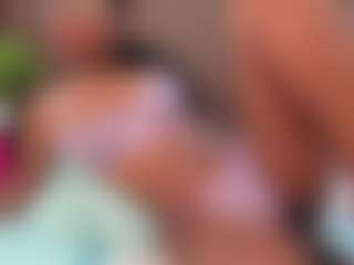 SweettCandyy-1's Live Sex Cam Show