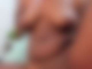 SweettCandyy-1's Live Sex Cam Show