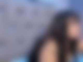 AnniaHart's Live Sex Cam Show