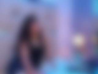 AnniaHart's Live Sex Cam Show