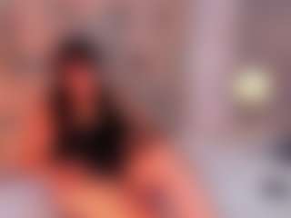 AnniaHart's Live Sex Cam Show