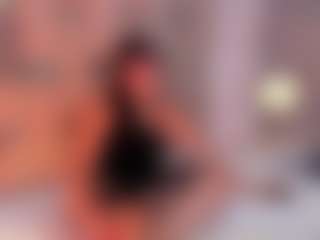 AnniaHart's Live Sex Cam Show