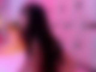 AnniaHart's Live Sex Cam Show