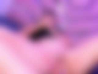 AnniaHart's Live Sex Cam Show