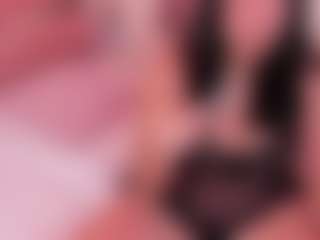 AnniaHart's Live Sex Cam Show