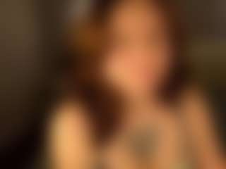 Live cam show with Delora-Romano1 - Ass Clapping on Milfs Live