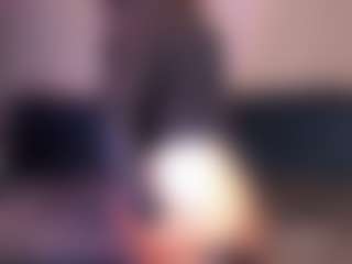 Live cam show with Delora-Romano1 - Skinny on SinfulBabes