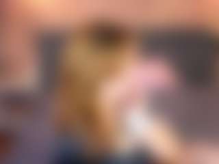 Delora-Romano1's Live Sex Cam Show